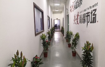 如何選擇一家專業(yè)的模具生產(chǎn)廠家？